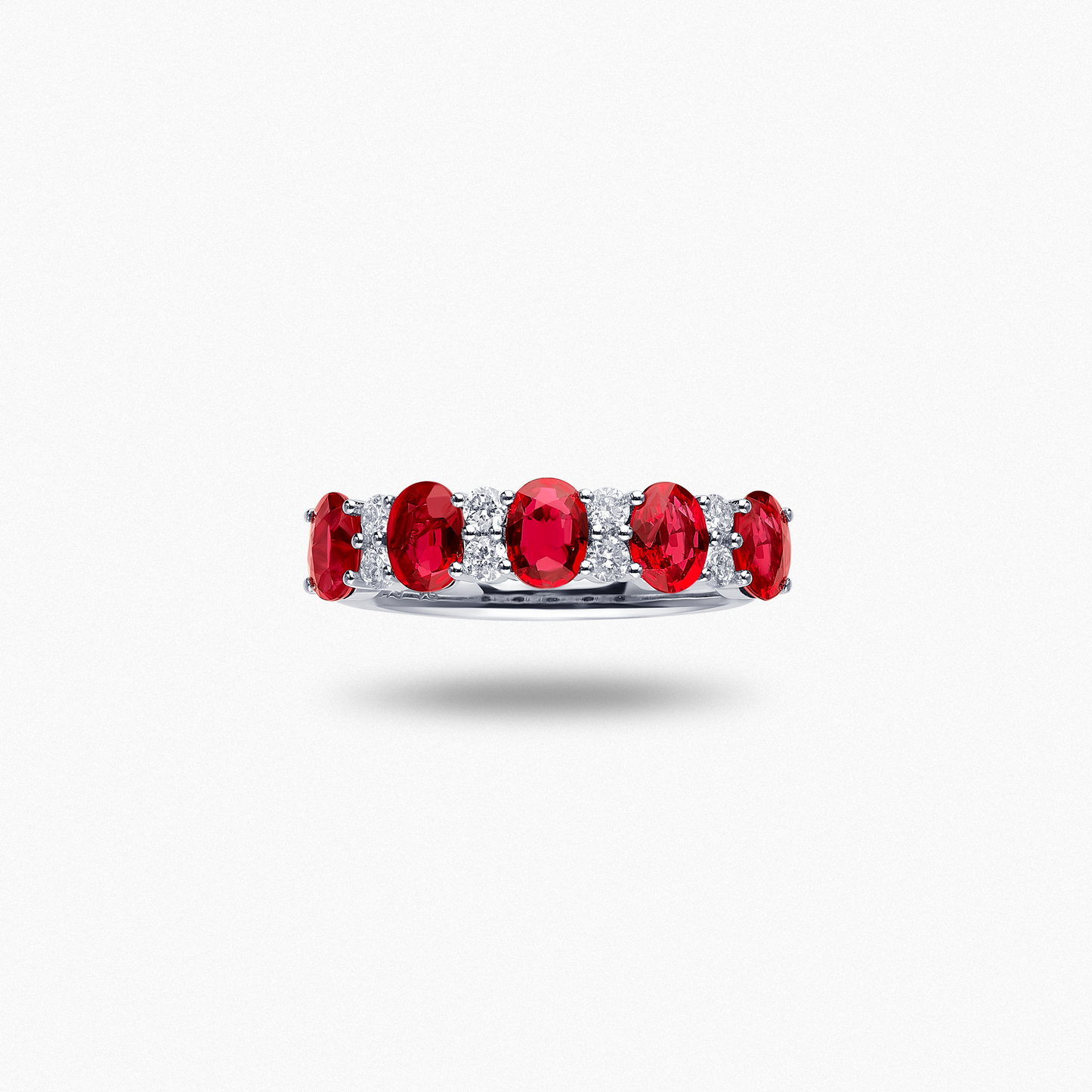 molaio CLASSIC Five Princesses Ruby Ring with 1.00ct Oval Ruby
