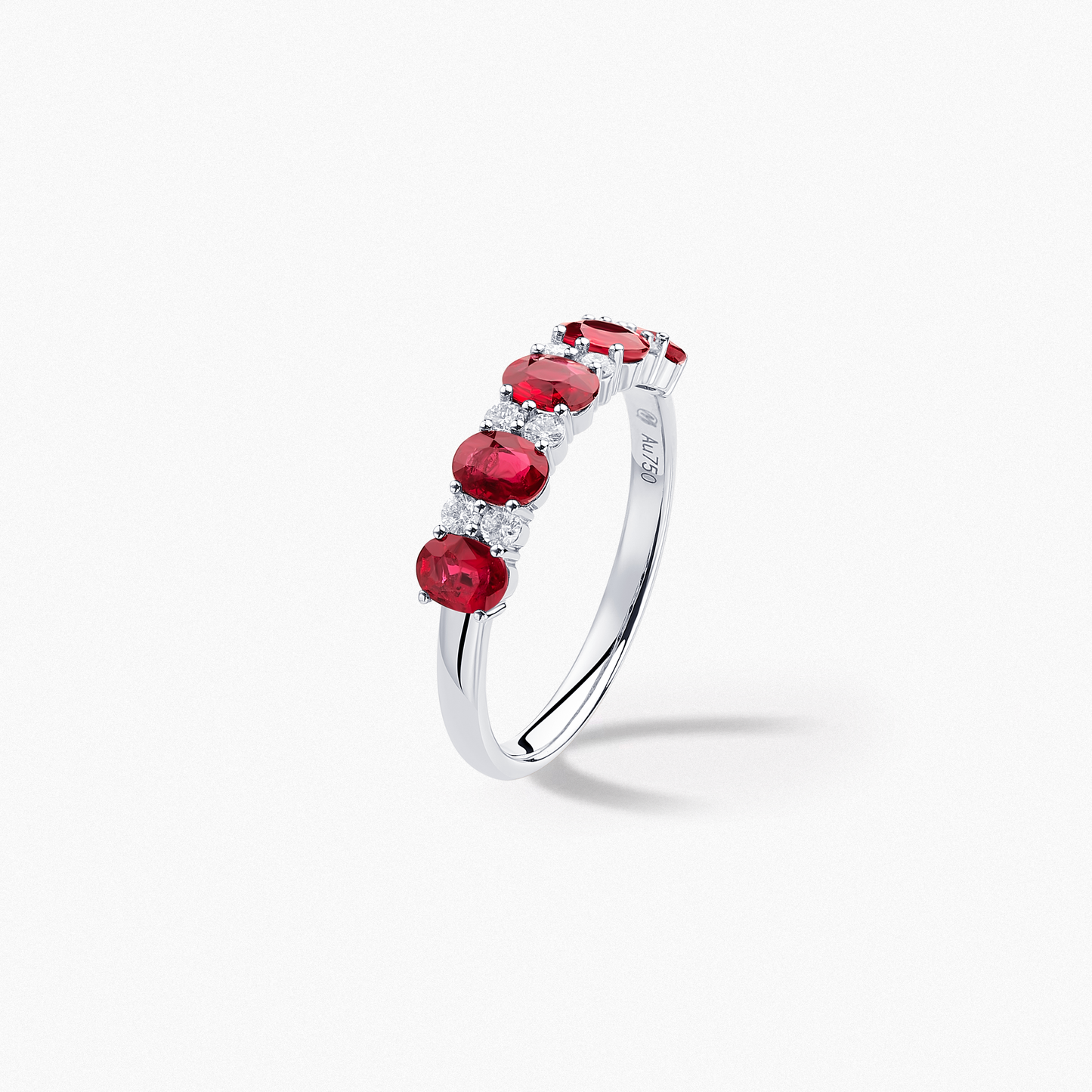 molaio CLASSIC Five Princesses Ruby Ring with 1.00ct Oval Ruby